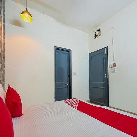 Hotel O Unique Delhi Home Stay Nueva Delhi Exterior foto